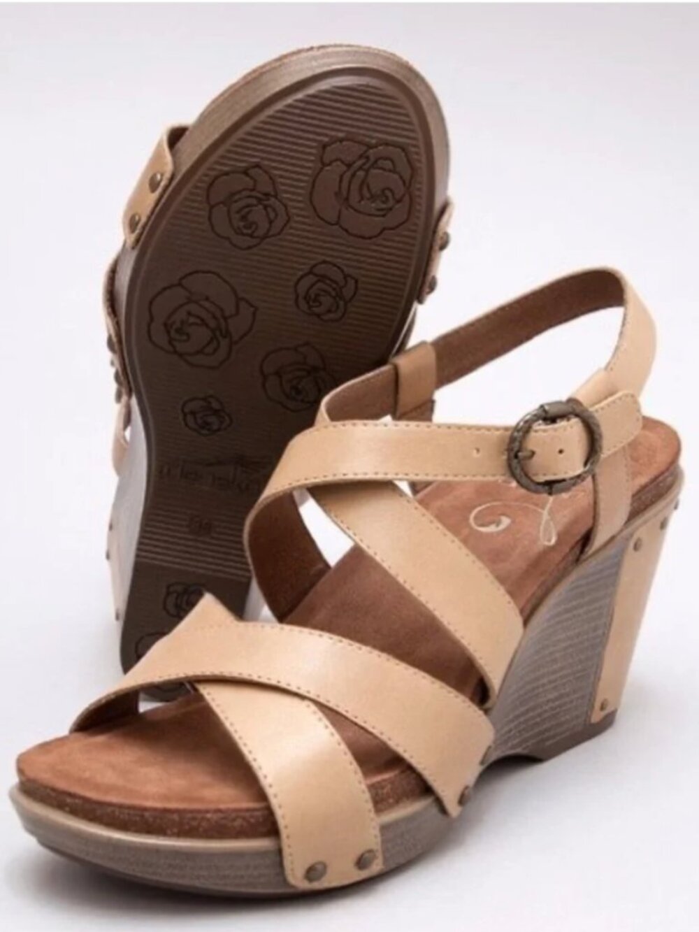 Dansko Frida Wedge in Sand Antique Size 38